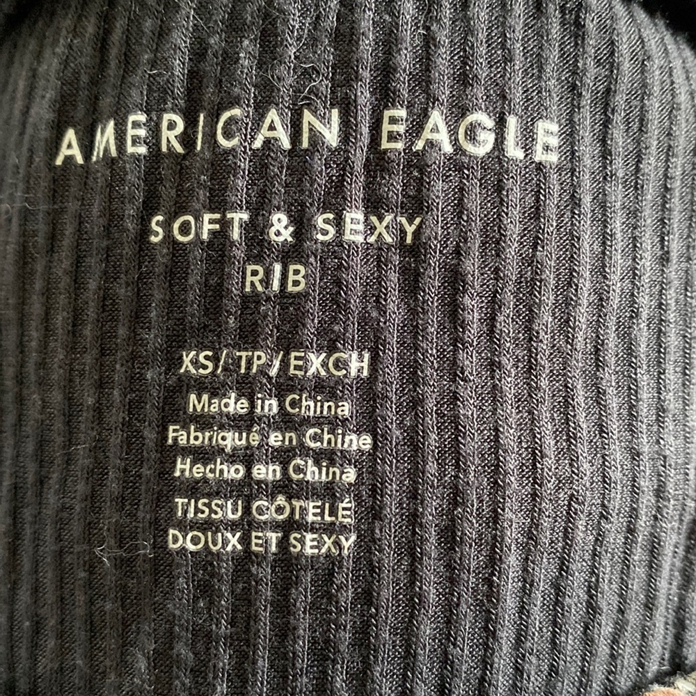 American Eagle. XS. Daisy Tube Top.
